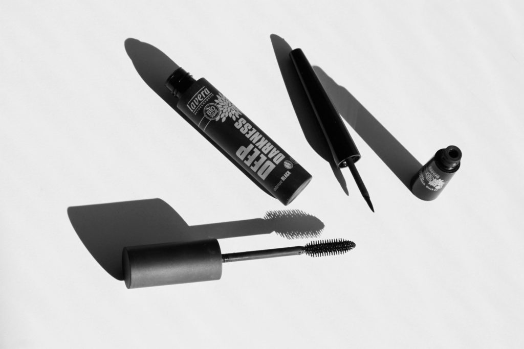Mascara Deep Darkness et eye-liner Lavera - Hypiness